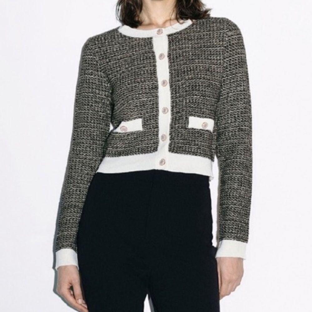 URBAN REVIVO KNITTED CARDIGAN WITH FAUX PEARL BUTTONS BLACK AND WHITE SIZE M NEW